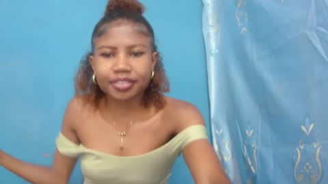 hasleyinah online show from June 2026 07:07:01 AM