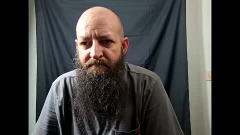 Snapshot of hawktalon007 chatting on February 2026 02:59:02 AM Robert online show from February 2026 02:59:02 AM