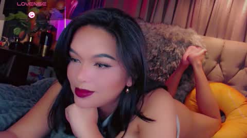 Snapshot of hay_fa chatting on November 2025 06:35:02 AM HAYFA online show from November 2025 06:35:02 AM