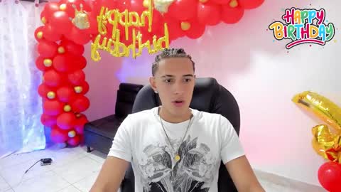 Hayen Boy online show from November 2025 08:52:01 PM