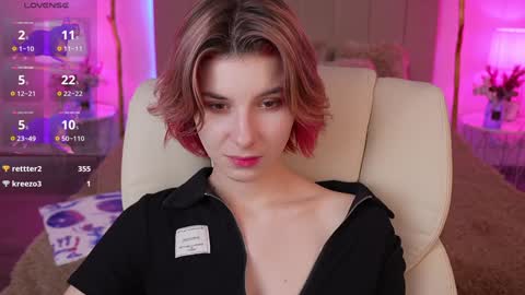 haylaamber online show from December 2024 11:08:01 PM