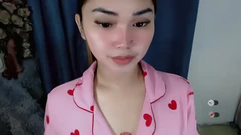 haylee online show from November 2025 12:44:01 AM