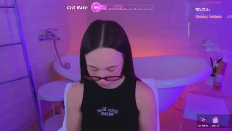 Hayle online show from November 2025 04:25:02 AM