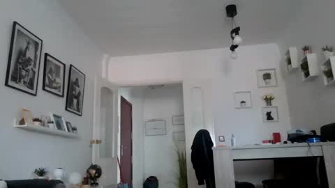 haze_john online show from April 2026 12:30:01 PM