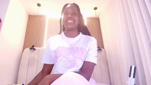 Snapshot of hazel_kataleya chatting on May 2026 07:12:01 PM kataleya online show from May 2026 07:12:01 PM