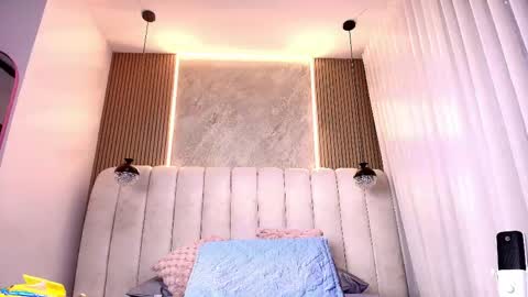 Snapshot of hazel_kataleya chatting on May 2026 07:32:01 PM kataleya online show from May 2026 07:32:01 PM