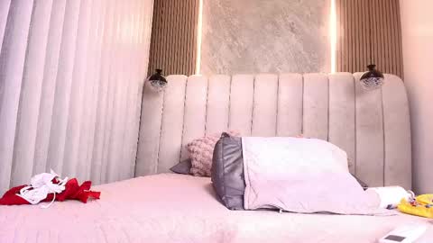Snapshot of hazel_kataleya chatting on June 2026 07:30:02 PM kataleya online show from June 2026 07:30:02 PM
