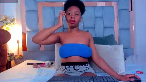 Snapshot of hazel_lanee chatting on June 2026 05:36:02 AM hazel_lanee online show from June 2026 05:36:02 AM