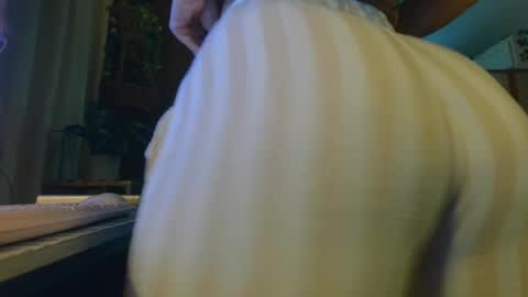 Snapshot of hazel_lyn222 chatting on July 2026 04:06:01 PM Hazel online show from July 2026 04:06:01 PM