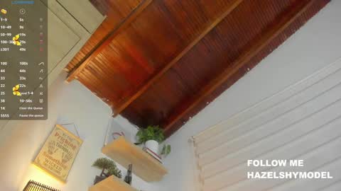 Im Hazel online show from December 2024 06:43:01 AM