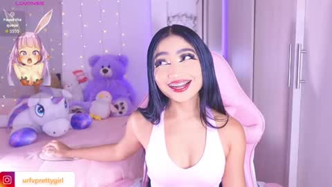 Snapshot of hazelbabee_ chatting on May 2026 06:29:02 AM Lynn online show from May 2026 06:29:02 AM