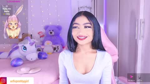 Snapshot of hazelbabee_ chatting on May 2026 05:47:02 AM Lynn online show from May 2026 05:47:02 AM