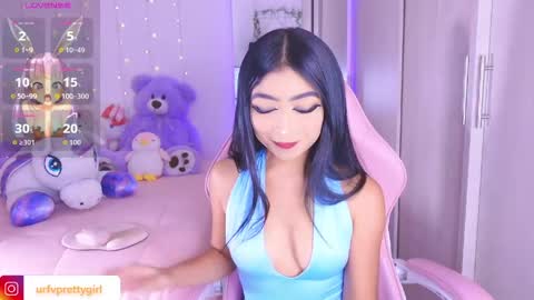 Snapshot of hazelbabee_ chatting on May 2026 04:29:02 AM Lynn online show from May 2026 04:29:02 AM