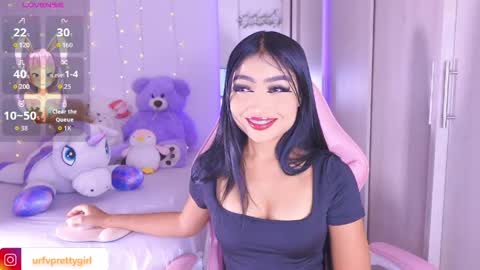 Snapshot of hazelbabee_ chatting on May 2026 08:55:01 AM Lynn online show from May 2026 08:55:01 AM