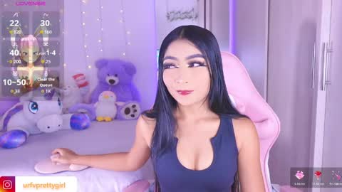 Snapshot of hazelbabee_ chatting on June 2026 09:15:01 AM Lynn online show from June 2026 09:15:01 AM
