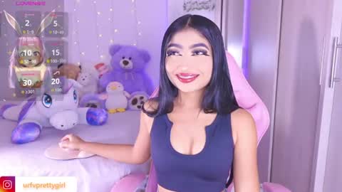 Snapshot of hazelbabee_ chatting on July 2026 06:38:01 AM Lynn online show from July 2026 06:38:01 AM
