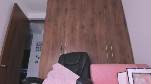 Hazel Mafia online show from April 2026 10:59:01 PM