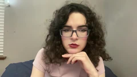 Hazel online show from February 2026 06:21:01 AM