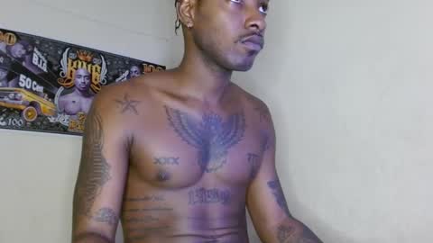 hazlan_420 online show from September 2025 12:16:02 PM