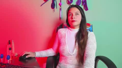 HAZZ SMITH online show from February 2026 06:03:01 PM