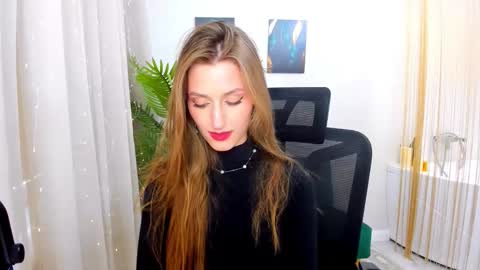 heartedlove_1 online show from March 2025 11:44:02 AM