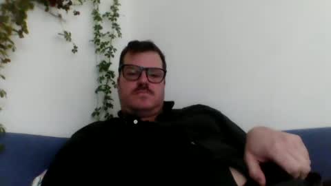 Snapshot of heartofadog604 chatting on January 2025 01:45:01 AM MT online show from January 2025 01:45:01 AM