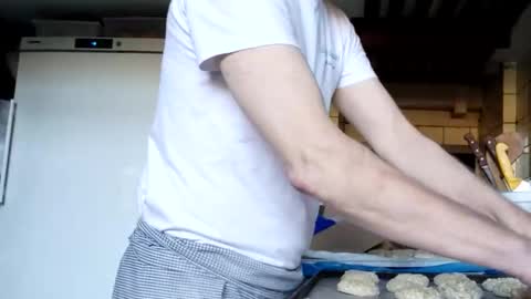 heaven_07 online show from April 2026 01:53:02 PM