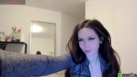 Helen online show from February 2025 03:01:01 AM