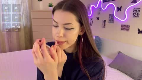 heavenmoth online show from February 2026 01:09:01 PM