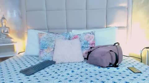 Keira Hecate online show from January 2026 07:38:02 PM