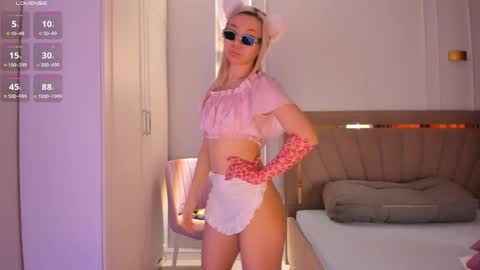 Call me Mia online show from April 2026 02:04:02 AM
