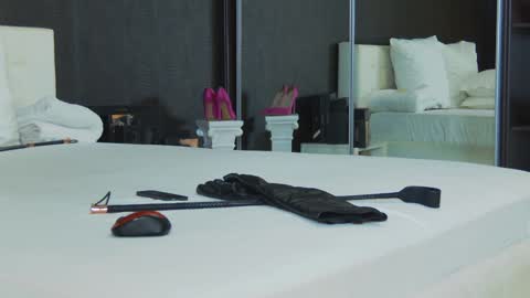 Helen online show from January 2025 04:48:02 AM