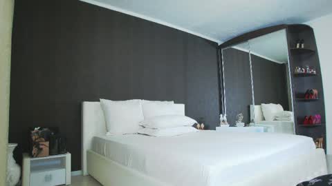 Helen online show from April 2026 12:10:01 PM