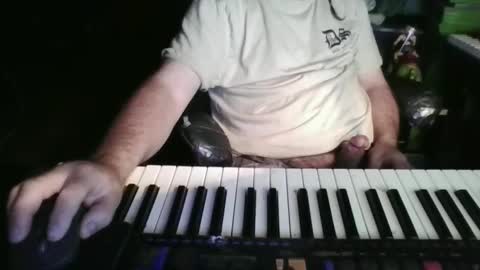 Snapshot of heguy46 chatting on May 2026 06:21:01 AM heguy46 online show from May 2026 06:21:01 AM