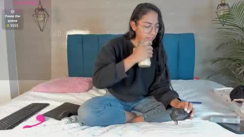 heidi_feuer online show from October 2025 12:52:02 PM