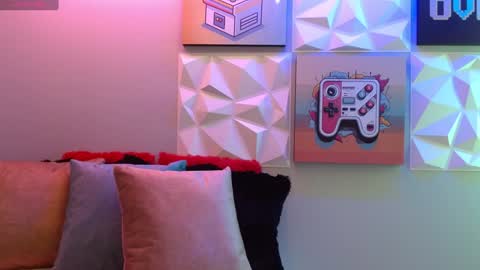   online show from January 2025 11:33:02 AM