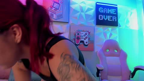   online show from February 2025 11:31:01 AM