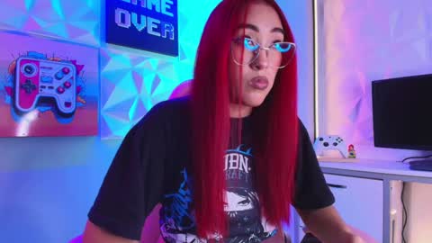   online show from February 2025 02:32:01 PM