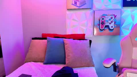   online show from March 2025 11:29:02 AM