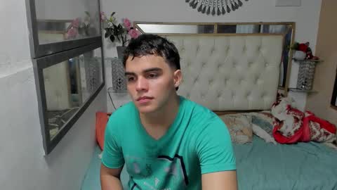 heiker_ online show from October 2025 02:47:02 AM