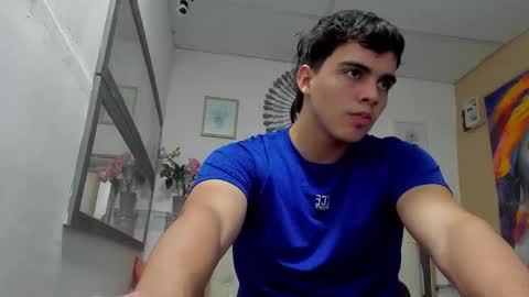 heiker_ online show from November 2025 03:07:01 AM