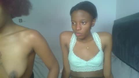 heilybunny online show from April 2026 12:52:02 PM