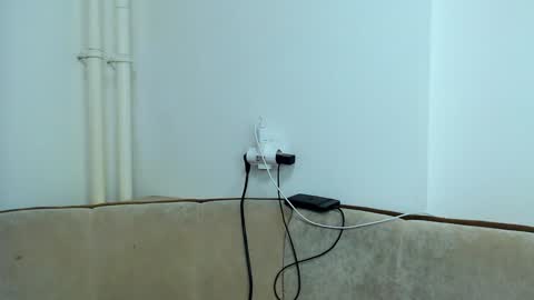 helen_adams_ online show from December 2024 02:30:01 PM