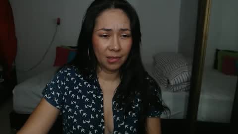 Snapshot of helen_lya chatting on June 2026 10:48:02 PM Helen online show from June 2026 10:48:02 PM