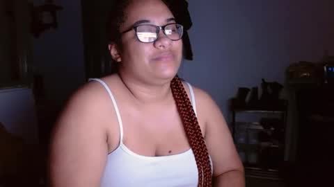 Helena online show from February 2025 03:53:01 AM