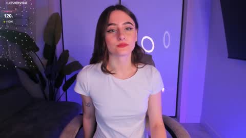 Helen online show from December 2024 08:25:02 PM