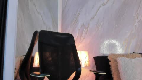 Snapshot of helena_santos01 chatting on April 2026 11:49:02 AM Helena Santos online show from April 2026 11:49:02 AM