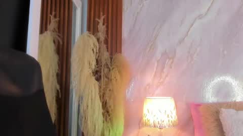 Snapshot of helena_santos01 chatting on May 2026 12:35:01 PM Helena Santos online show from May 2026 12:35:01 PM
