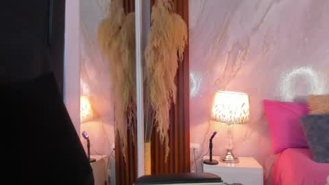 Snapshot of helena_santos01 chatting on May 2026 12:21:02 PM Helena Santos online show from May 2026 12:21:02 PM
