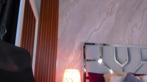 Snapshot of helena_santos01 chatting on June 2026 11:19:02 AM Helena Santos online show from June 2026 11:19:02 AM